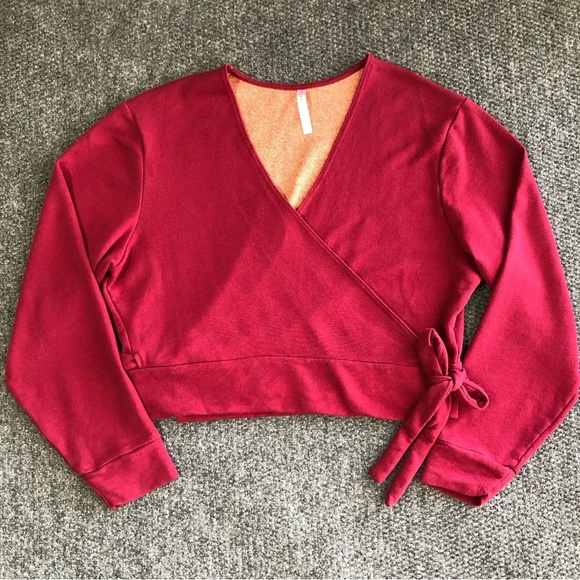 Fabletics Tops - Fabletics mandy side tie top long sleeve crossover wrap style size 2X